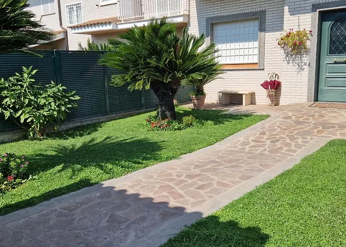 Castelbarco House B 4*