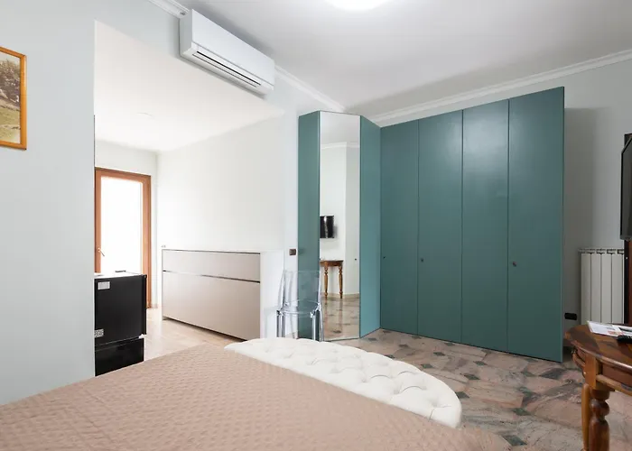 Castelbarco House B 4*