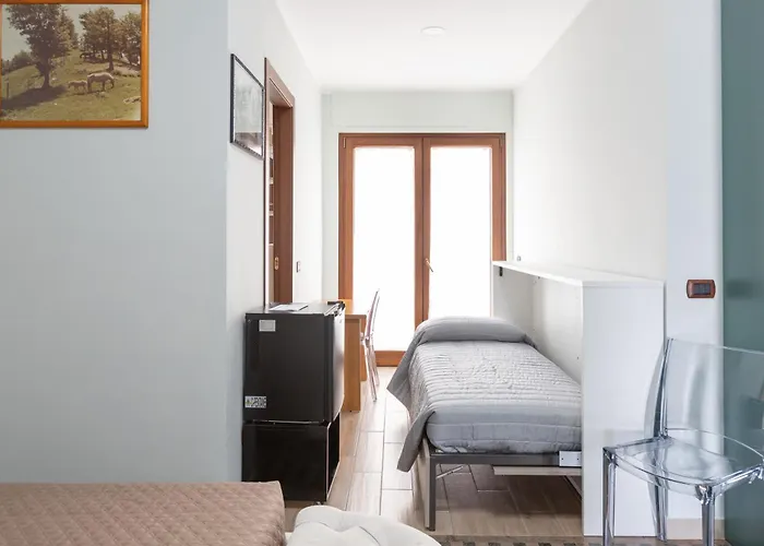 Castelbarco House B 4* Roma