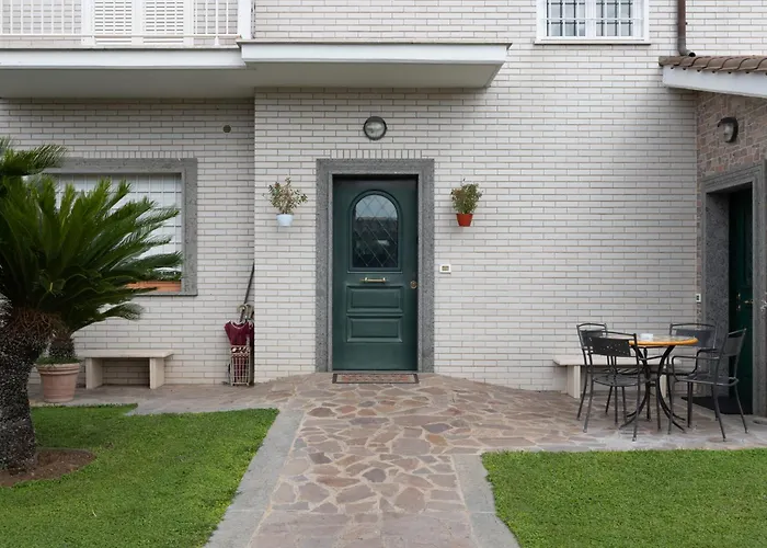 Affittacamere Castelbarco House B 4*